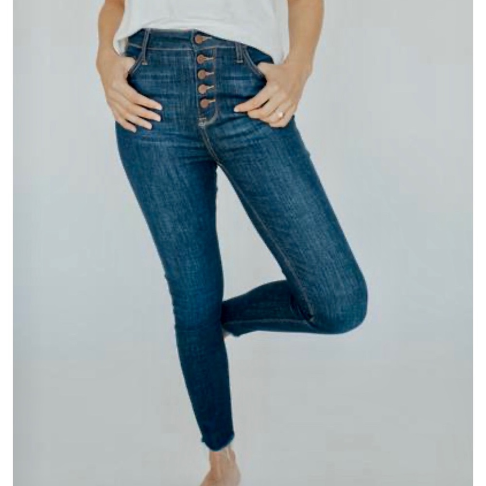 Carly Jean Los Angeles Skinny Jeans